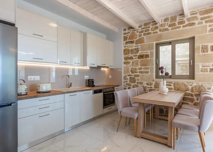 度假居 Flower Village